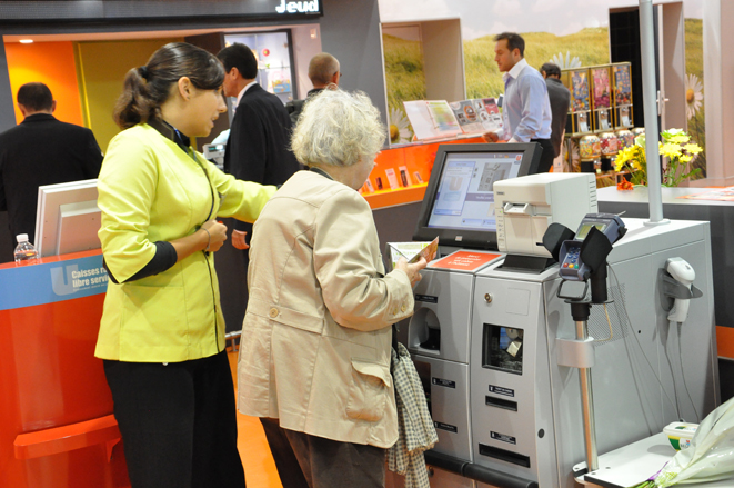 Les caisses automatiques, outils de valorisation de personnel ? Mais Si !